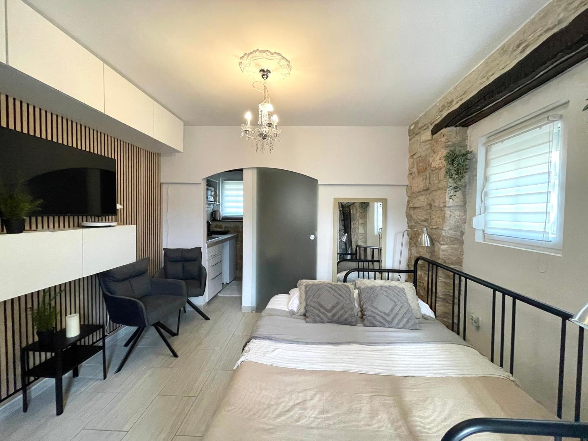 Villa Amore Radini Istrian Romantic Studio With Private Parking And Terrace Brtonigla Exteriér fotografie